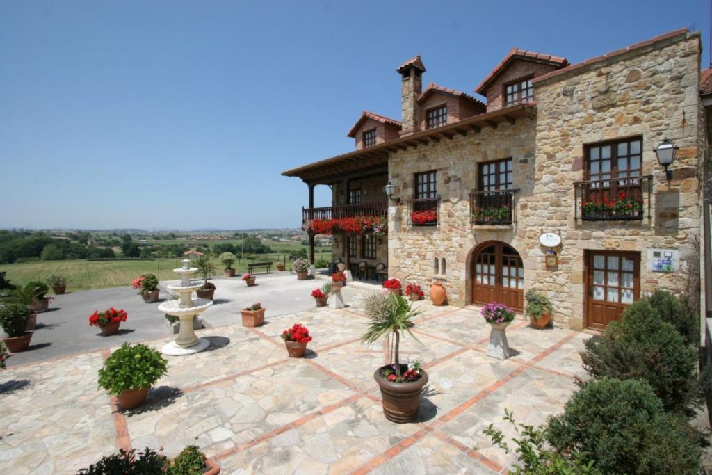 Hotel Finca «Posada El Solar» – Gintonic- Burguer Bar – Tapas